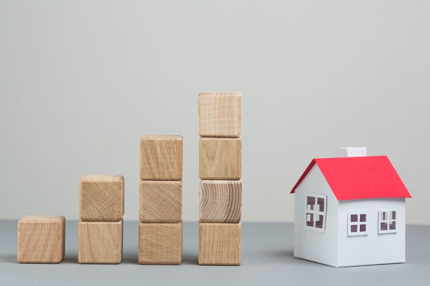¿Cambiará el precio de la vivienda en el año 2024?