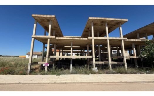 Edificio en venta en Barrax Ref: 009112