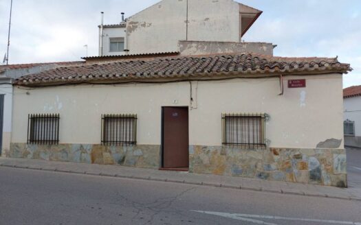Casa en venta en Villarrobledo Ref: 008232