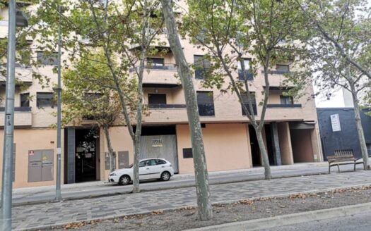 Garaje en venta en Almansa Ref: 008644