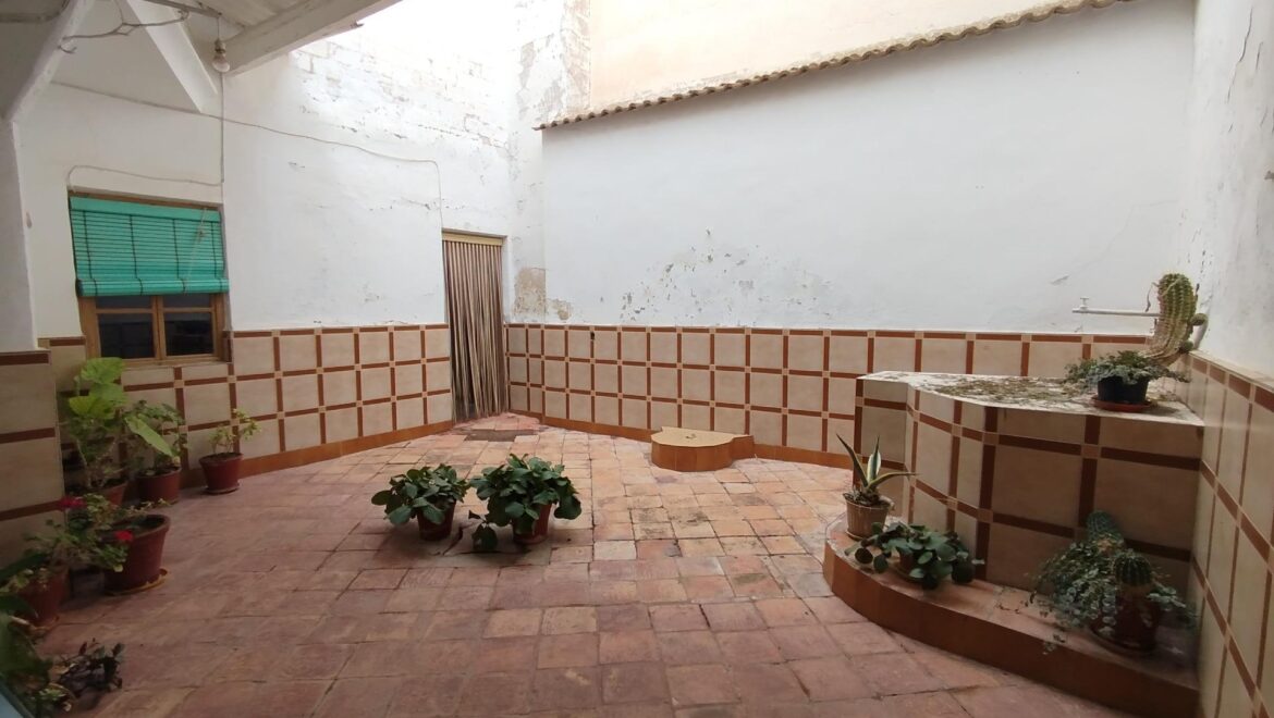 Casa en La Roda (Centro de salud)