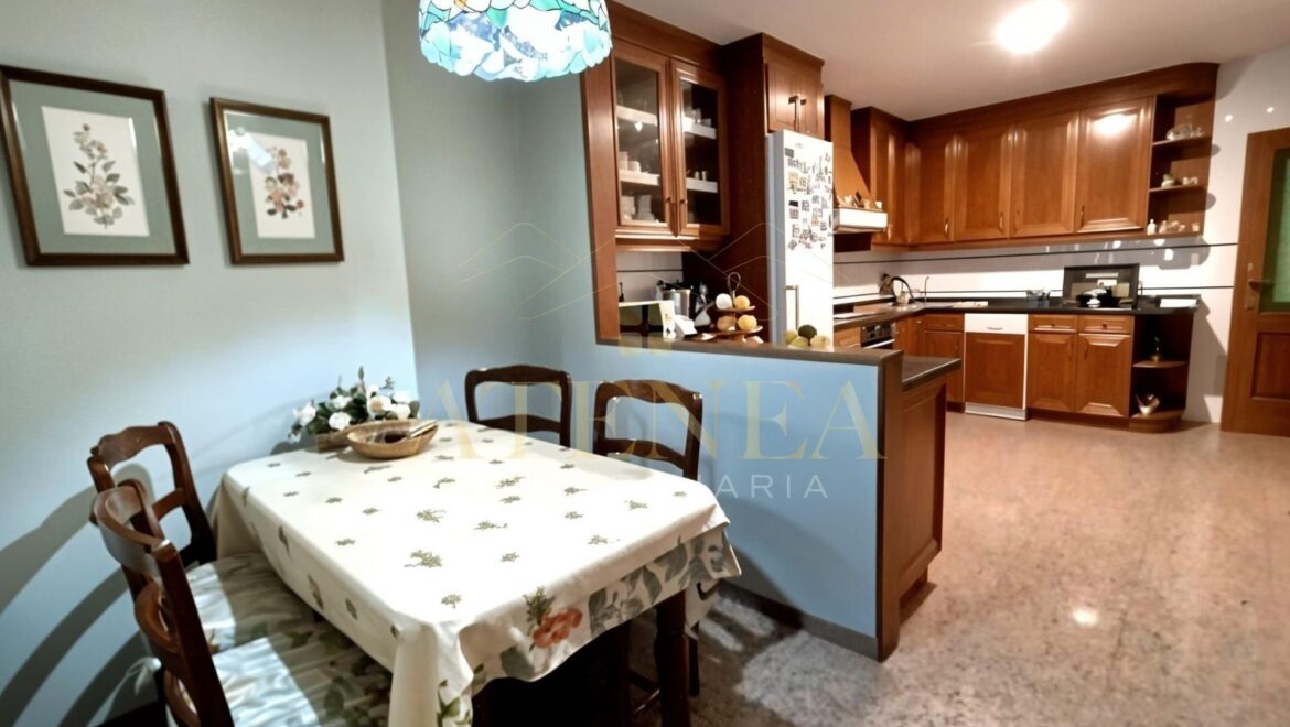 Chalet en La Roda