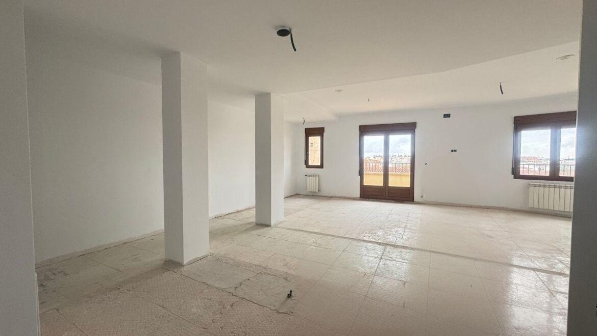 Ático Duplex en La Roda