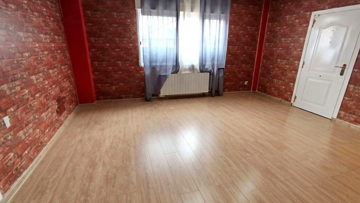 Piso en La Roda (La Roda)