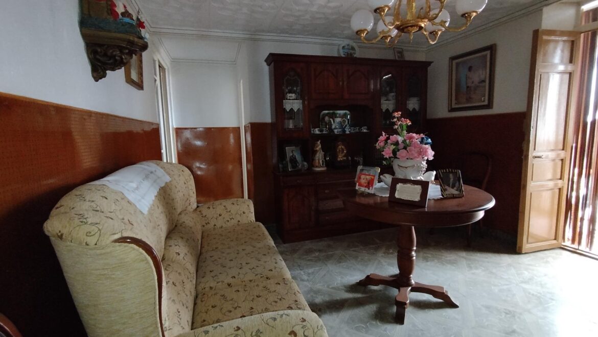 Casa en La Roda (Centro de salud)