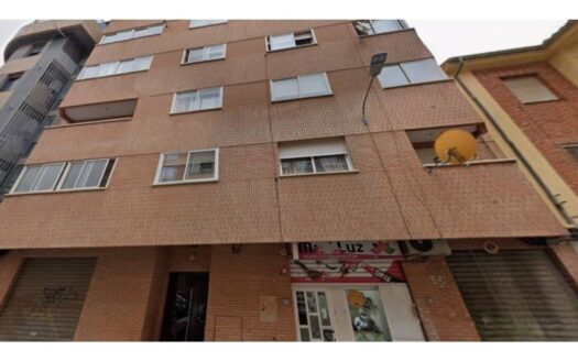 Piso en venta en Albacete Ref: 009153