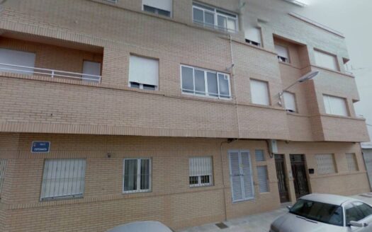 Garaje en venta en La Roda Ref: 009160