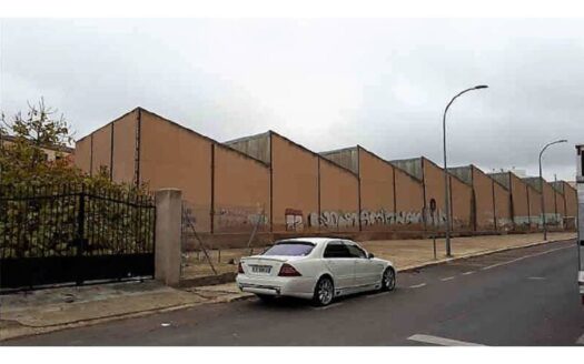 Solar en venta en Almansa Ref: 008172