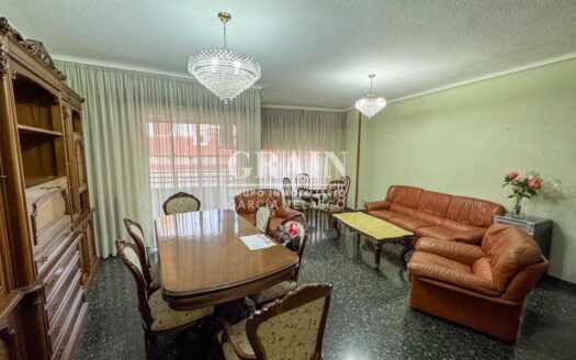 Piso en Venta en Centro – Ref: G-17572