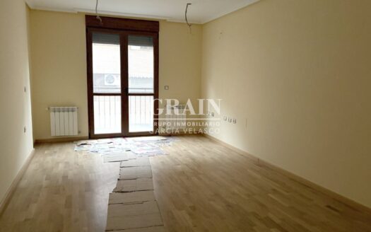 Piso en Venta en Centro – Ref: G-17635