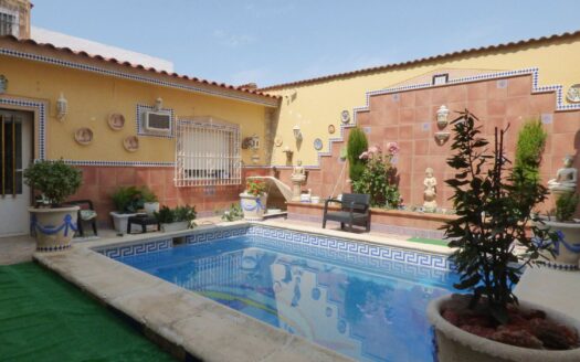 Chalet en Venta en Aguas Nuevas – Ref: G-17382