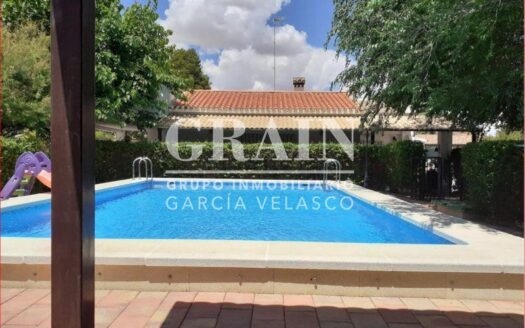 Chalet en Venta en Urb. Los Prados – Ref: G-17214